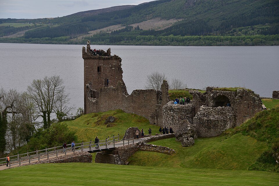 Urquhart castle